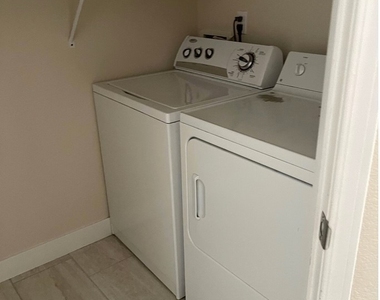 6480 Annie Oakley Drive - Photo Thumbnail 19