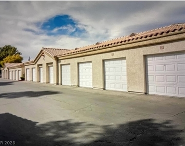 6480 Annie Oakley Drive - Photo Thumbnail 5