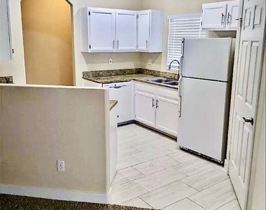 6480 Annie Oakley Drive - Photo Thumbnail 7