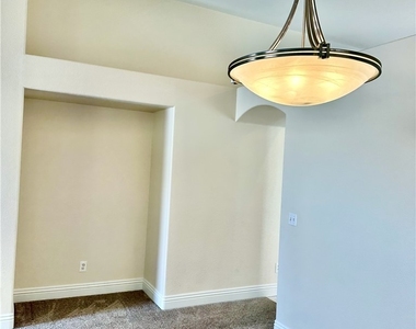 9015 Coral Shale Street - Photo Thumbnail 9