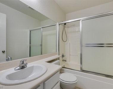 5512 Grand Rapids Street - Photo Thumbnail 14