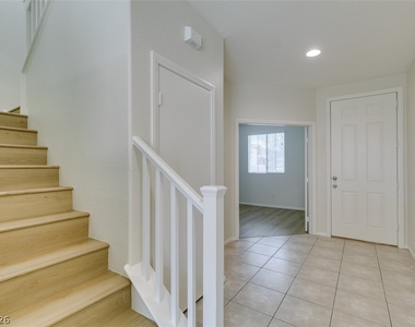 5512 Grand Rapids Street - Photo Thumbnail 2