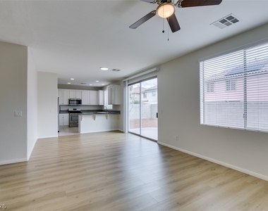5512 Grand Rapids Street - Photo Thumbnail 6