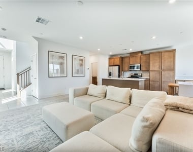740 Echelon Street - Photo Thumbnail 10