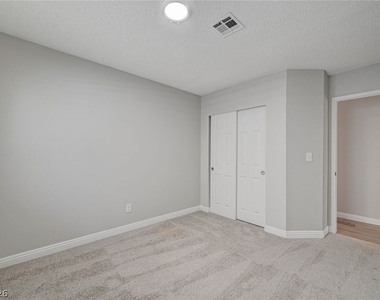 386 El Pico Drive - Photo Thumbnail 24