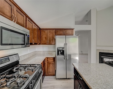 386 El Pico Drive - Photo Thumbnail 17
