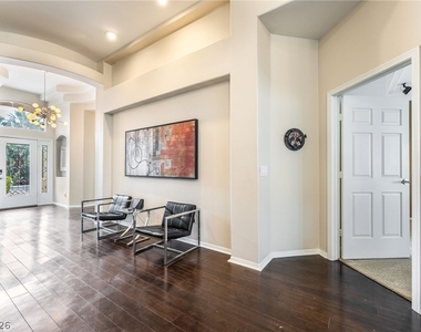 485 Indigo Springs Street - Photo Thumbnail 7