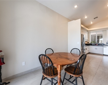 485 Indigo Springs Street - Photo Thumbnail 21
