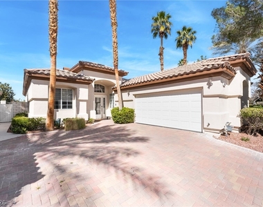 485 Indigo Springs Street - Photo Thumbnail 4