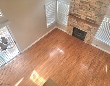 2436 Sun Shores Drive - Photo Thumbnail 17