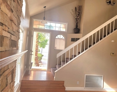 2436 Sun Shores Drive - Photo Thumbnail 4