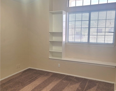 2436 Sun Shores Drive - Photo Thumbnail 24