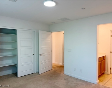 3614 Tripoli Cove Avenue - Photo Thumbnail 12