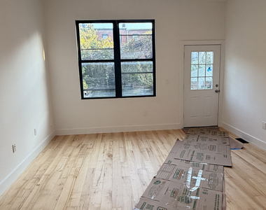 906A Lafayette Ave - Photo Thumbnail 11