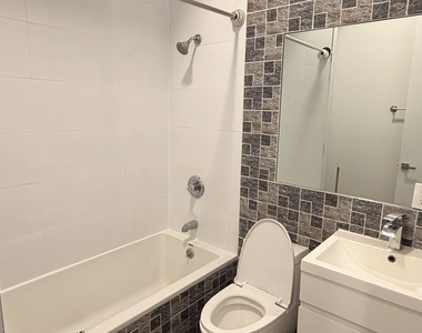 906A Lafayette Ave - Photo Thumbnail 9