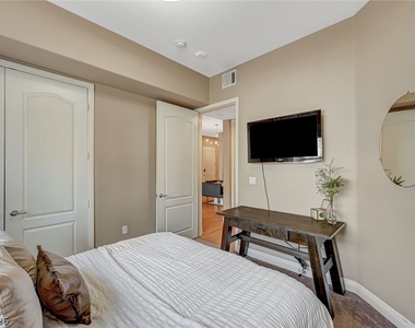 56 E Serene Avenue - Photo Thumbnail 29