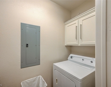56 E Serene Avenue - Photo Thumbnail 17