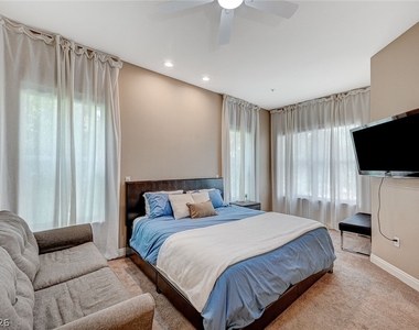 56 E Serene Avenue - Photo Thumbnail 20