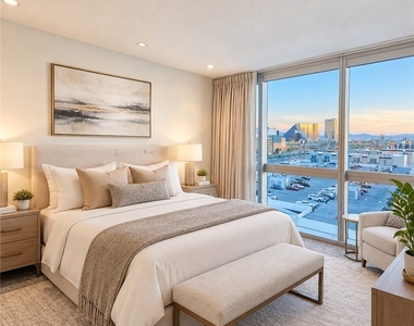 4471 Dean Martin Drive - Photo Thumbnail 3