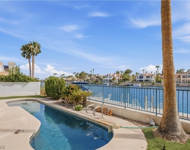 2933 Harbor Cove Drive - Photo Thumbnail 45