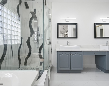 2933 Harbor Cove Drive - Photo Thumbnail 26