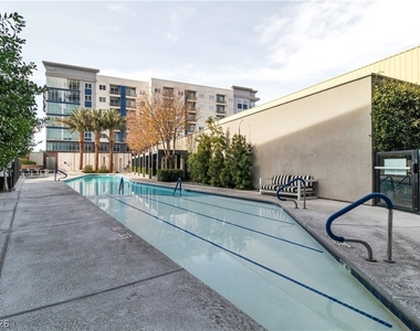 4471 Dean Martin Drive - Photo Thumbnail 31
