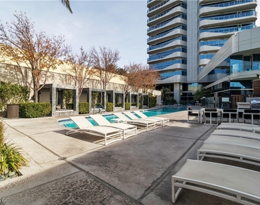 4471 Dean Martin Drive - Photo Thumbnail 34