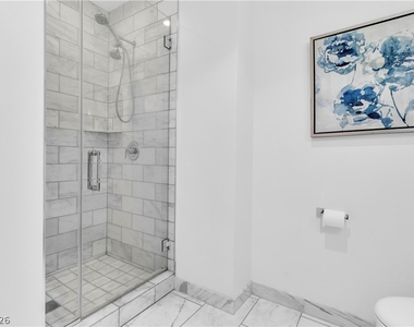4471 Dean Martin Drive - Photo Thumbnail 12