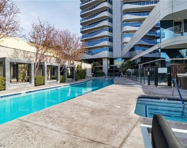 4471 Dean Martin Drive - Photo Thumbnail 36
