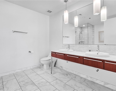 4471 Dean Martin Drive - Photo Thumbnail 25