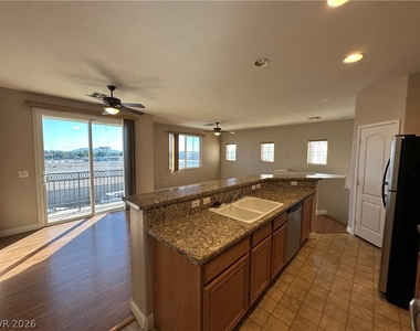 3925 Prescott Pines Street - Photo Thumbnail 7
