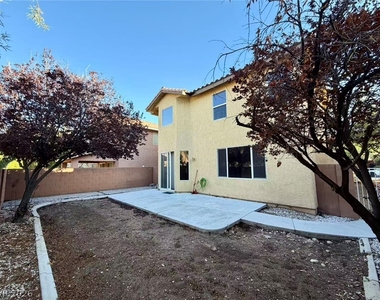 9326 Wildcat Springs Avenue - Photo Thumbnail 21