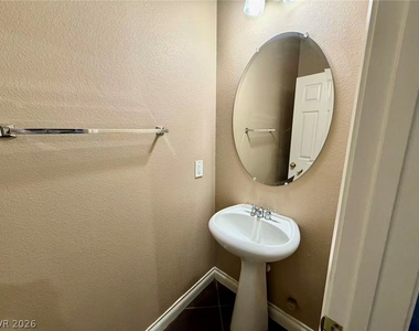 9326 Wildcat Springs Avenue - Photo Thumbnail 8