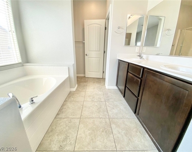 6743 Dragonfly Rock Street - Photo Thumbnail 15