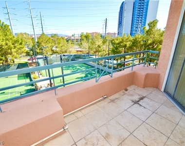 220 E Flamingo Road - Photo Thumbnail 18