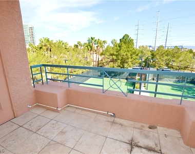 220 E Flamingo Road - Photo Thumbnail 17