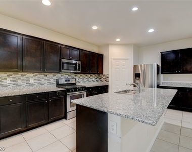 5437 Ordesa Valley Road - Photo Thumbnail 12