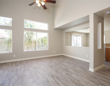 5013 Drifting Creek Avenue - Photo Thumbnail 2