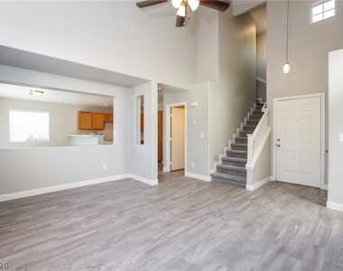 5013 Drifting Creek Avenue - Photo Thumbnail 1