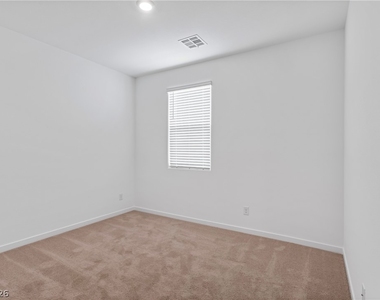 1025 Copper Robin Street - Photo Thumbnail 30