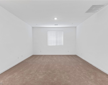 1025 Copper Robin Street - Photo Thumbnail 16