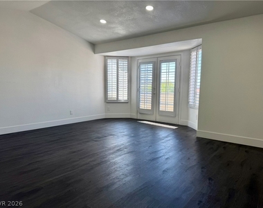 9713 Horizon Hills Drive - Photo Thumbnail 10