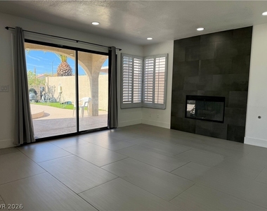 9713 Horizon Hills Drive - Photo Thumbnail 7