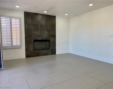 9713 Horizon Hills Drive - Photo Thumbnail 6