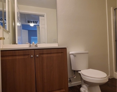 9580 W Reno Avenue - Photo Thumbnail 10