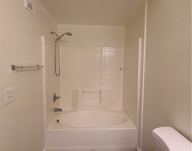 9580 W Reno Avenue - Photo Thumbnail 18