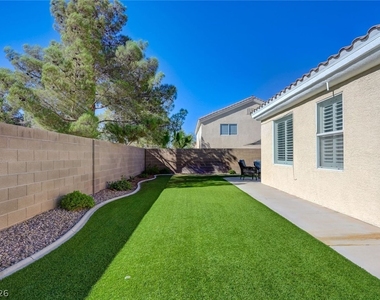 222 Hickory Heights - Photo Thumbnail 9