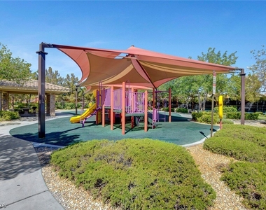 222 Hickory Heights - Photo Thumbnail 42