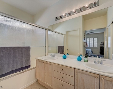222 Hickory Heights - Photo Thumbnail 27