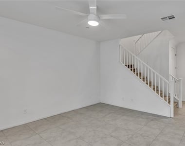 11672 Redwood Mountain Avenue - Photo Thumbnail 11